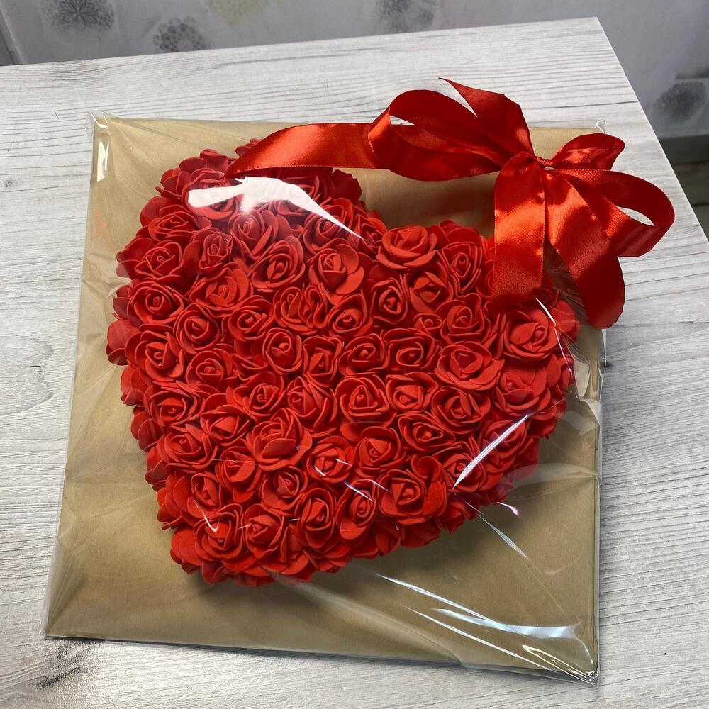 Сердце из роз Foamiran для мамы